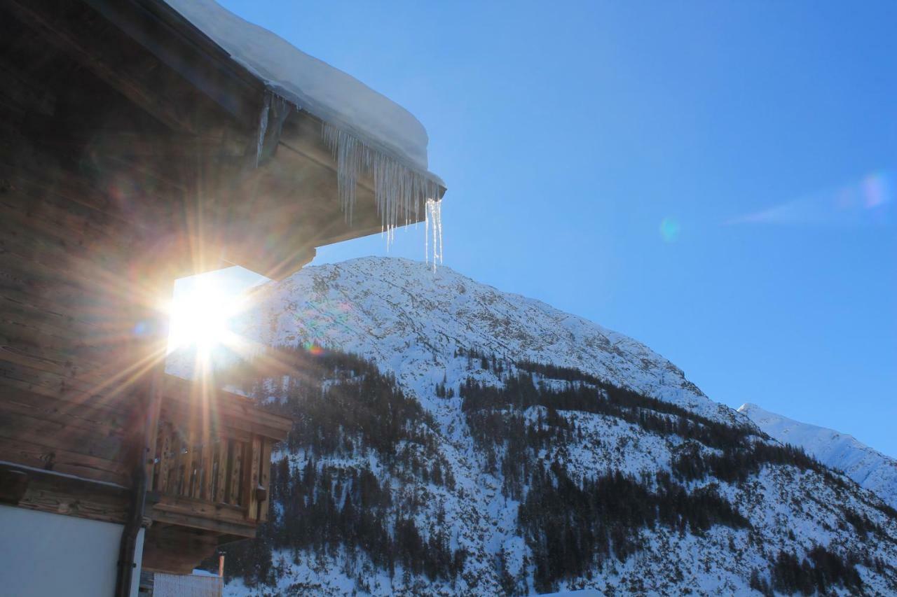 Villa Alpin Holzgau Εξωτερικό φωτογραφία